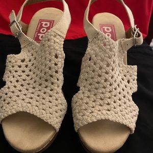 Pop Womens Perky Wedge Sandals 9M